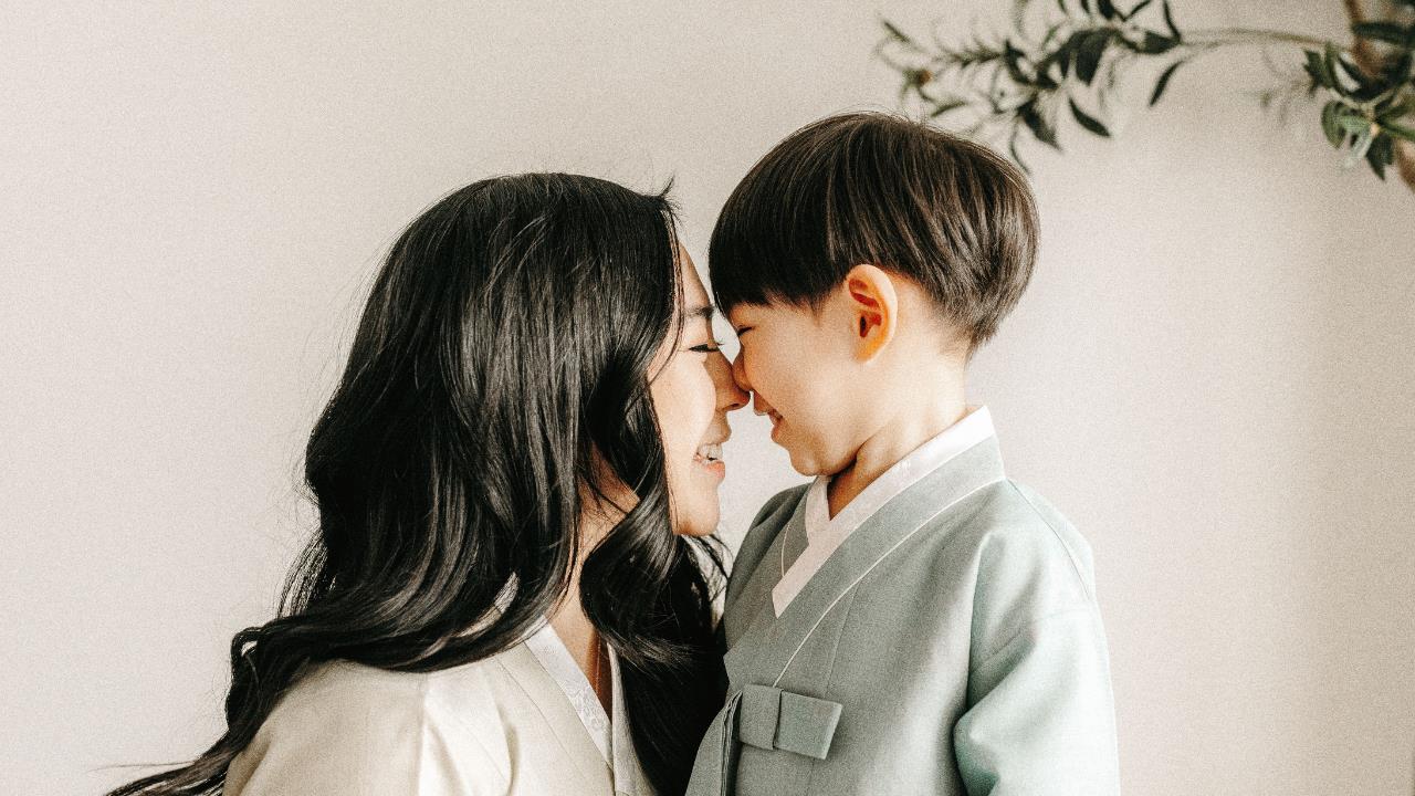 Si tienes un hijo, estas son las palabras que jamás debes decirle para no dañar su autoestima